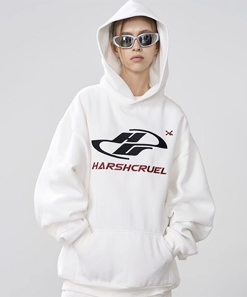HARSH AND CRUEL(ハーシュアンドクルーエル)の「フロントロゴ プルオーバーパーカ HC23W3TP06【Harsh and Cruel】(パーカー・メンズ・ブラック/ホワイト・M/XL/L)」の3枚目の写真