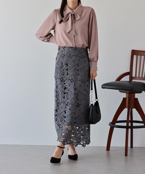 BLUEEAST(ブルーイースト)の「フラワーレースパンプス(パンプス・レディース・ベージュ/ブラック・SMALL/MEDIUM/LARGE)」の16枚目の写真