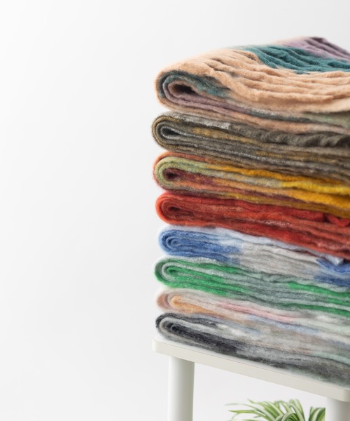 emonique（エモニーク）の「ボリューム フリンジ大判マフラー ブロックチェック ふわふわざっくり（マフラー・レディース・その他7/その他9/その他6/その他1/その他2/その他5/その他4/その他8/その他3/その他10・FREE）」の22枚目の写真