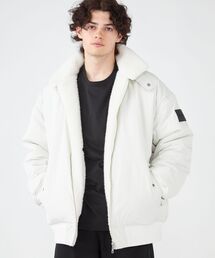   ジョングク着用 リバーシブルシェルパボンバージャケット Jung Kook／ジョングク着用商品】リバーシブルシェルパボンバージャケット