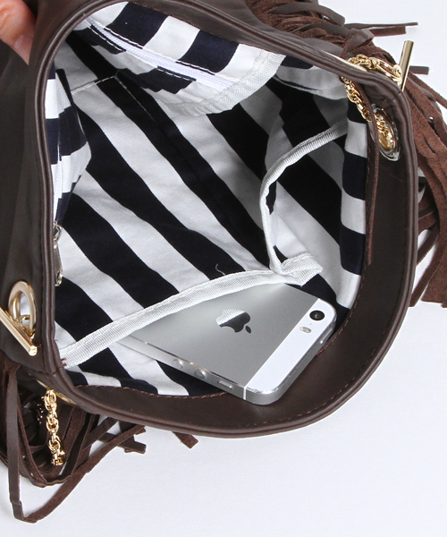 AMERICAN RAG CIE（アメリカンラグシー）の「AMERICAN RAG CIE2WAYフリンジレザー×ゴールドチェーンバッグ/202-AFH-AR-015【WEB限定】（ショルダーバッグ・レディース・ブラウン/ブラック・FREE）」の4枚目の写真