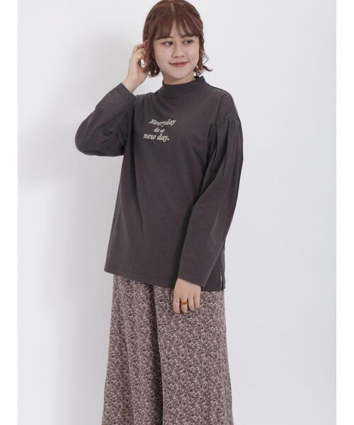 Samansa Mos2（サマンサ モスモス）の「【保湿】しっとり袖山タックハイネックTシャツ（Tシャツ/カットソー・レディース・オフホワイト/モカ/チャコールグレー・F）」の9枚目の写真