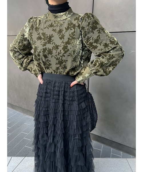 Ayla（アイラ）の「【軽やかな透け感】シアーフロッキージャカードブラウス（カーキ/グリーン）（シャツ/ブラウス・レディース・カーキ・FREE）」の7枚目の写真