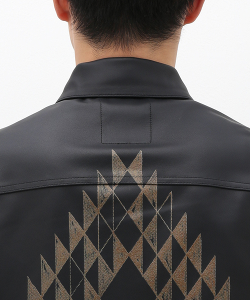 EDIFICE（エディフィス）の「【TEXTILE PAINT】シープレザーブルゾン（ブルゾン・メンズ・ブラック・MEDIUM/LARGE）」の7枚目の写真