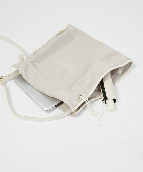 LOWELL things（ロウェル　シングス）の「【TVドラマ使用商品】Anfis/ナイロンサック/クロスボディバッグ/ショルダーバッグ（トートバッグ・レディース・ブラック/ダークベージュ/アイボリー・フリー）」の12枚目の写真