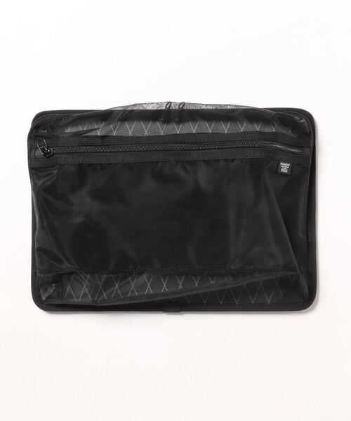 ADAM ET ROPE'(アダムエロペ)の「【PHILMENT/フィルメント】SD SLEEVE for totebag(ポーチ・メンズ・ブラック・FREE)」の1枚目の写真