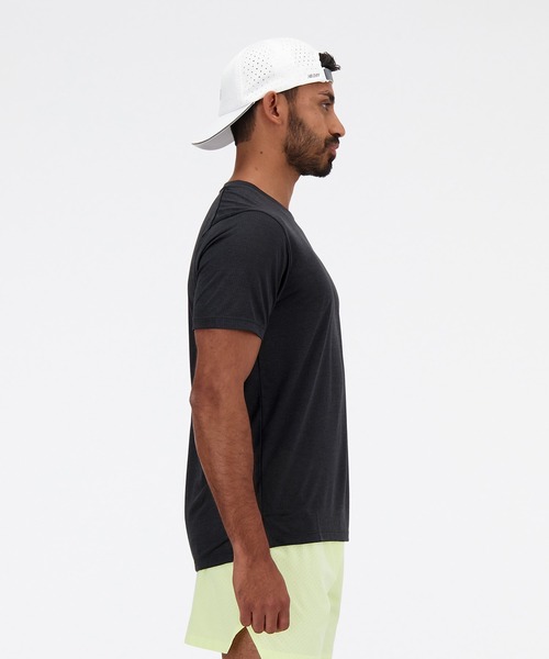 NEW BALANCE(ニューバランス)の「Athletics ショートスリーブTシャツ(Tシャツ/カットソー・メンズ・ブラック/ライトブルー/モカ/ネイビー/ライトグレー・SMALL/MEDIUM/LARGE/X-LARGE)」の19枚目の写真