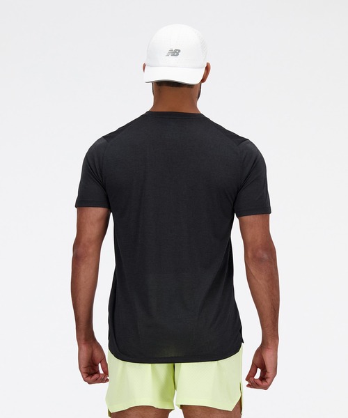 NEW BALANCE(ニューバランス)の「Athletics ショートスリーブTシャツ(Tシャツ/カットソー・メンズ・ブラック/ライトブルー/モカ/ネイビー/ライトグレー・SMALL/MEDIUM/LARGE/X-LARGE)」の20枚目の写真