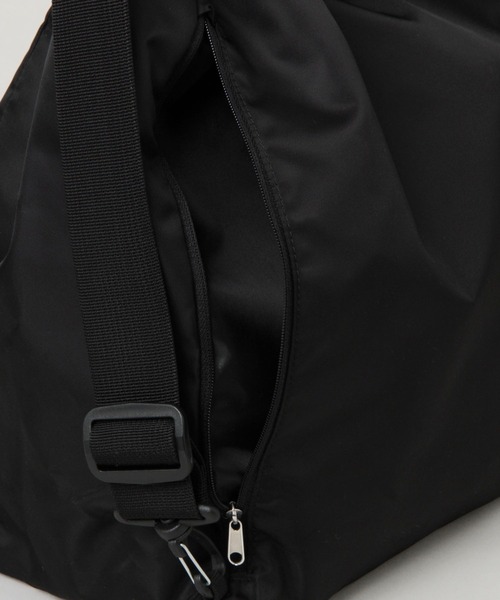 RAGEBLUE（レイジブルー）の「ドローストリング/ナイロンナップサック（ショルダーバッグ・レディース・ブラック/ホワイト・FREE）」の12枚目の写真