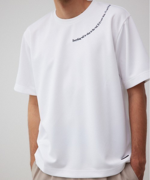 AZUL by moussy（アズールバイマウジー）の「ポンチ刺繍ベーシックＴシャツ（Tシャツ/カットソー・メンズ・ホワイト/ブラック・LARGE/MEDIUM）」の2枚目の写真
