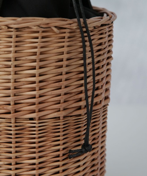 NANO universe（ナノユニバース）の「巾着バスケットかごバッグ（かごバッグ・レディース・ブラック/ホワイト・FREE）」の12枚目の写真