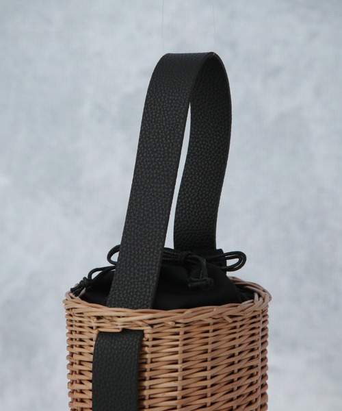 NANO universe（ナノユニバース）の「巾着バスケットかごバッグ（かごバッグ・レディース・ブラック/ホワイト・FREE）」の8枚目の写真