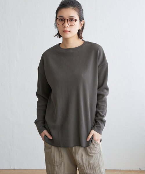 LBC(エルビーシー)の「ワッフルゆるプルオーバー(Tシャツ/カットソー・レディース・オフホワイト/チャコールグレー/その他7・M)」の3枚目の写真