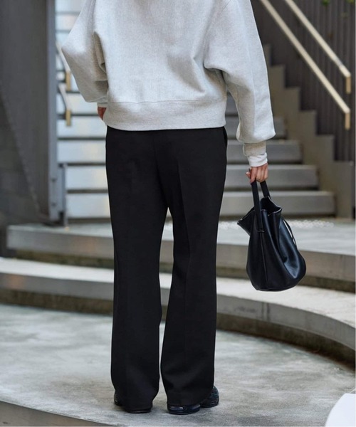 FRAMeWORK（フレームワーク）の「≪追加≫セミフレアパンツ3（スラックス・レディース・ブラック/ライトグレー・36/38/34/40）」の20枚目の写真