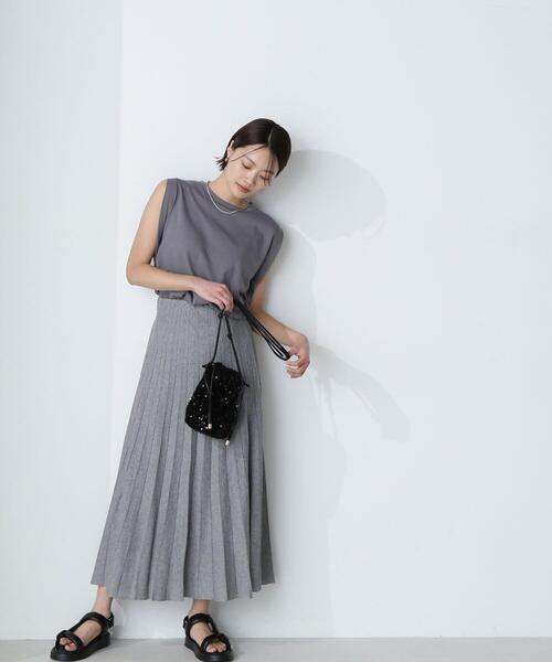 NATURAL BEAUTY BASIC(ナチュラルビューティーベーシック)の「◇プリーツラメニットスカート(スカート・レディース・グレー/ブラウン/イエロー・MEDIUM)」の1枚目の写真
