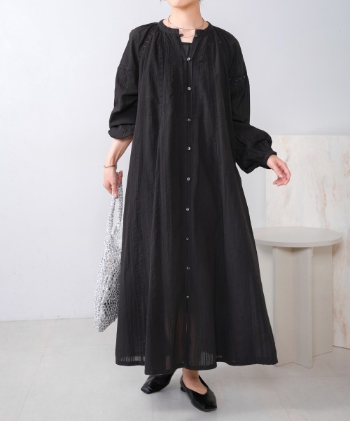 Bou Jeloud（ブージュルード）の「シアサッカーレース切替ワンピース（ワンピース・レディース・ブラック/グレイッシュベージュ/ライム・38）」の2枚目の写真