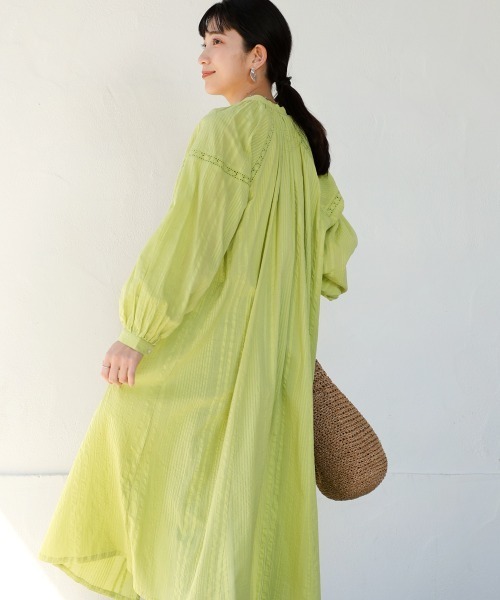 Bou Jeloud（ブージュルード）の「シアサッカーレース切替ワンピース（ワンピース・レディース・ブラック/グレイッシュベージュ/ライム・38）」の12枚目の写真