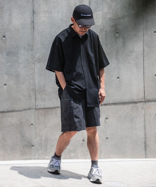 URBAN RESEARCH(アーバンリサーチ)の「FUNCTIONAL WIDE SHORT-SLEEVE SHIRTS(シャツ/ブラウス・メンズ・ネイビー/ブラック・1/2)」の4枚目の写真