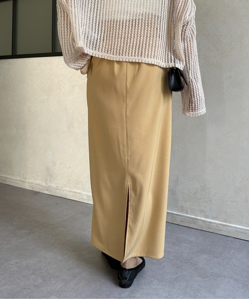 Thevon(ゼボン)の「ベルト付きハイウエストナロースカート(スカート・レディース・イエロー/ブラック/グレイッシュベージュ/グレー・FREE)」の22枚目の写真