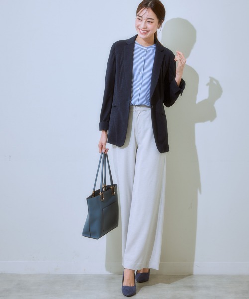 7days Life Styling（セブンデイズライフスタイリング）の「お手入れしやすいフレアスリーブブラウス（接触冷感・吸汗速乾・イージーケア・ＵＶ・ウォッシャブル）（シャツ/ブラウス・レディース・ネイビー系/オフホワイト/サックスブルー・LL/S/M/L）」の11枚目の写真