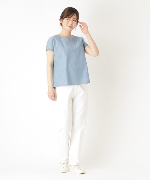 LAURA ASHLEY(ローラアシュレイ)の「ダンガリーフレンチブラウス(シャツ/ブラウス・レディース・ブルー・38)」の4枚目の写真
