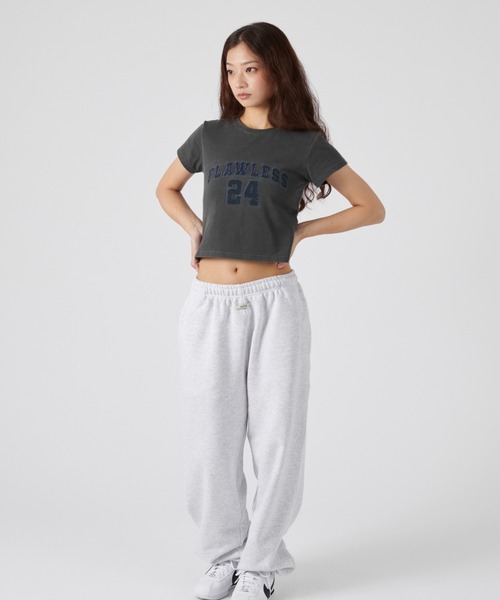 FCMM(エフシーエムエム)の「FCMM BASIC SWEATPANTS/エフシーエムエムベーシックスウェットパンツ(スウェットパンツ・レディース・ブラック/ライトグレー/ホワイト・LARGE/MEDIUM)」の8枚目の写真