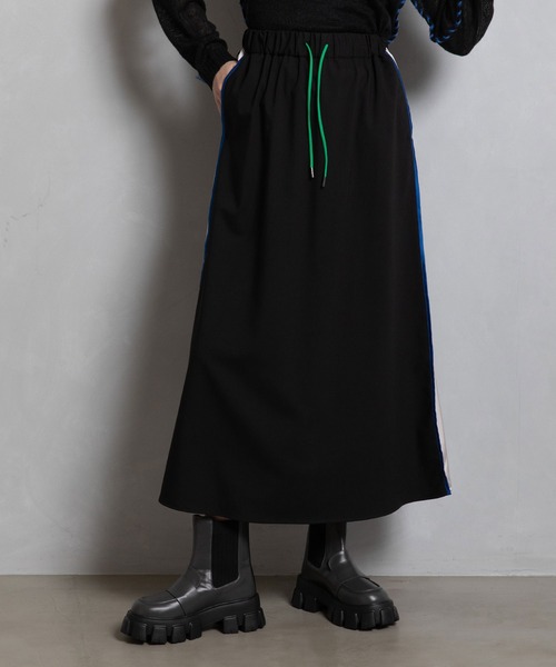 MARECHAL TERRE(マルシャルテル)の「ラインスカート(スカート・レディース・チャコールグレー/ネイビー系/ブラック/グレー系その他・MEDIUM)」の11枚目の写真