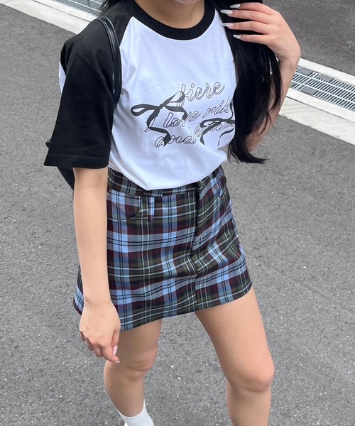 fiere(フィエール)の「デザインプリント ラグラン半袖Tシャツ(Tシャツ/カットソー・レディース・A/B/C/D・M/S/L/MEDIUM)」の17枚目の写真