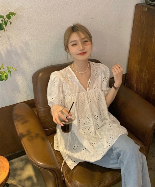 Ritzy(リッツィー)の「パフスリーブ レース 半袖チュニックワンピース(チュニック・レディース・ホワイト・M/L/XL)」の4枚目の写真