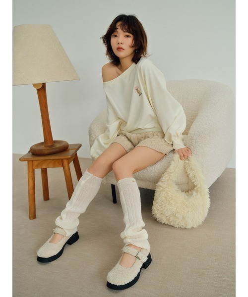 LILY BROWN（リリーブラウン）の「バリエーションニットショートパンツ（その他パンツ・レディース・ベージュ/ブラック/グレー・FREE）」の4枚目の写真