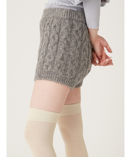 LILY BROWN（リリーブラウン）の「バリエーションニットショートパンツ（その他パンツ・レディース・ベージュ/ブラック/グレー・FREE）」の9枚目の写真