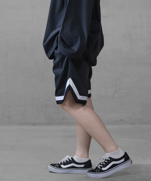 JOHN'S CLOSET（ジョンズクローゼット）の「【40I】ライン切替 スウェット イージー ハーフパンツ ショートパンツ（スウェットパンツ・メンズ・グレー/ベージュ/ブラック・MEDIUM/LARGE/X-LARGE）」の5枚目の写真