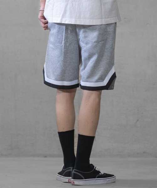 JOHN'S CLOSET（ジョンズクローゼット）の「【40I】ライン切替 スウェット イージー ハーフパンツ ショートパンツ（スウェットパンツ・メンズ・グレー/ベージュ/ブラック・MEDIUM/LARGE/X-LARGE）」の11枚目の写真