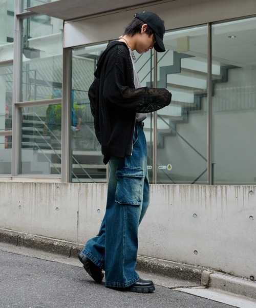 COLONY 2139（コロニートゥーワンスリーナイン）の「ワイドストレートカーゴデニム（デニムパンツ・メンズ・ブルー/ブラック系その他・LARGE/MEDIUM）」の21枚目の写真