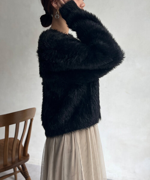 Chez toi(シェトワ)の「ラメ糸フェザーカーディガン(カーディガン/ボレロ・レディース・ブラック/オレンジ/グリーン系その他/ライトグレー・FREE)」の11枚目の写真