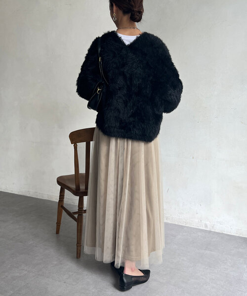 Chez toi(シェトワ)の「ラメ糸フェザーカーディガン(カーディガン/ボレロ・レディース・ブラック/オレンジ/グリーン系その他/ライトグレー・FREE)」の19枚目の写真