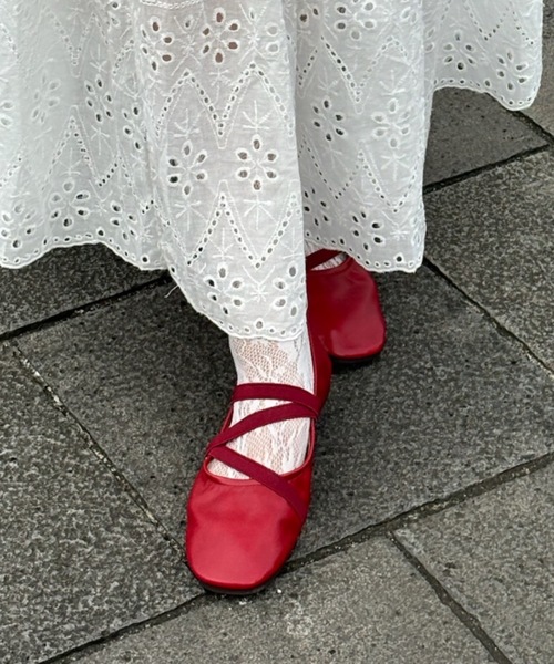 Birthday room(バースデイルーム)の「バレエフラットシューズ / ballet flat shoes(バレエシューズ・レディース・レッド/アイボリー/ブラック・SMALL/MEDIUM/LARGE)」の15枚目の写真