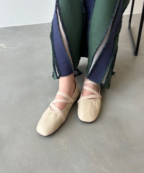 Birthday room(バースデイルーム)の「バレエフラットシューズ / ballet flat shoes(バレエシューズ・レディース・レッド/アイボリー/ブラック・SMALL/MEDIUM/LARGE)」の6枚目の写真