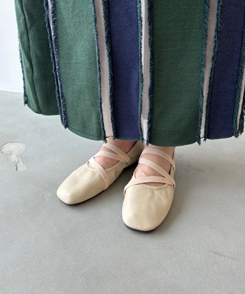 Birthday room(バースデイルーム)の「バレエフラットシューズ / ballet flat shoes(バレエシューズ・レディース・レッド/アイボリー/ブラック・SMALL/MEDIUM/LARGE)」の8枚目の写真