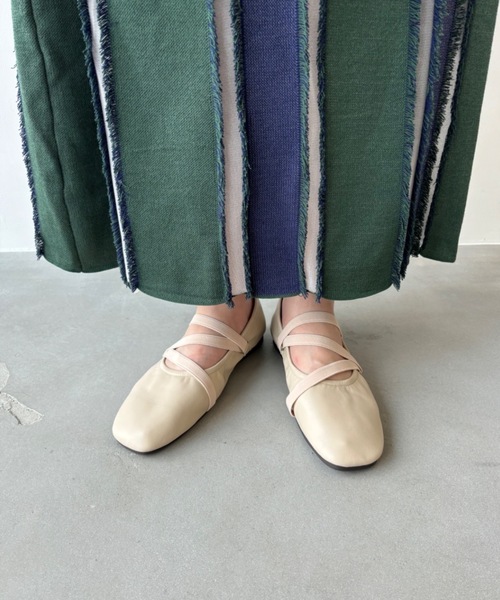 Birthday room(バースデイルーム)の「バレエフラットシューズ / ballet flat shoes(バレエシューズ・レディース・レッド/アイボリー/ブラック・SMALL/MEDIUM/LARGE)」の5枚目の写真