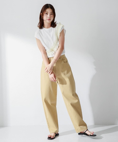 URBAN RESEARCH Sonny Label（アーバンリサーチサニーレーベル）の「ナナメフリルプルオーバー（Tシャツ/カットソー・レディース・オフホワイト/ブラック/グリーン系その他・FREE）」の8枚目の写真