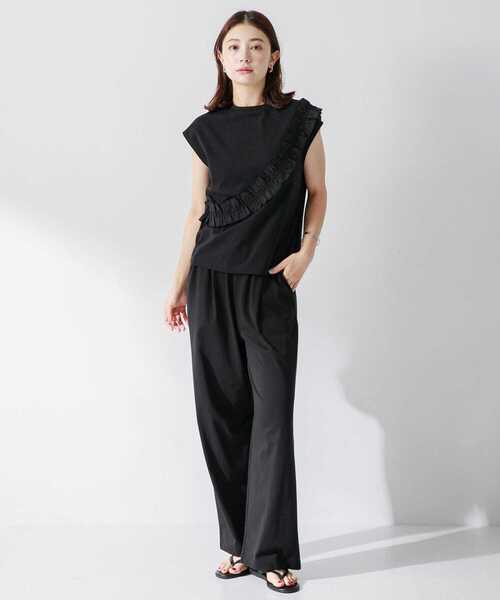 URBAN RESEARCH Sonny Label（アーバンリサーチサニーレーベル）の「ナナメフリルプルオーバー（Tシャツ/カットソー・レディース・オフホワイト/ブラック/グリーン系その他・FREE）」の16枚目の写真