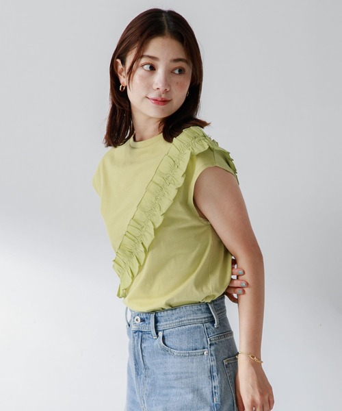 URBAN RESEARCH Sonny Label（アーバンリサーチサニーレーベル）の「ナナメフリルプルオーバー（Tシャツ/カットソー・レディース・オフホワイト/ブラック/グリーン系その他・FREE）」の22枚目の写真