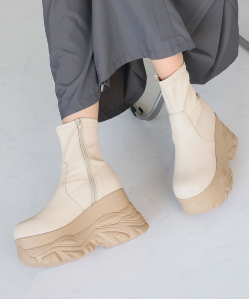 セール】極盛り厚底ボリュームソールストレッチスニーカーショート