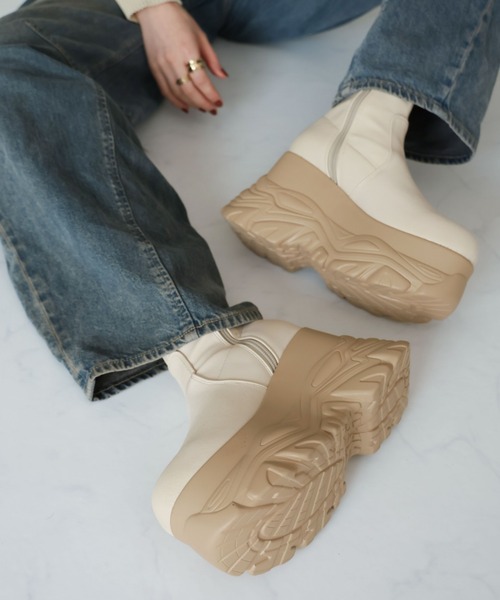 セール】極盛り厚底ボリュームソールストレッチスニーカーショート