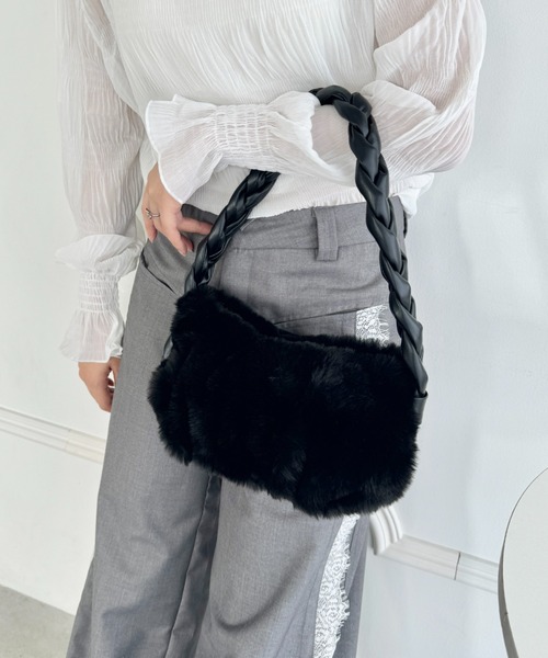 セール】ブレイドハンドルフェイクファーバッグ（ショルダーバッグ