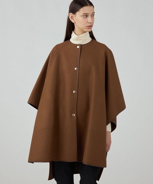 マッキントッシュ スコットランド　中綿キルティング　ポンチョ　ケープ　内ボア マッキントッシュ スコットランド 中綿キルティング ポンチョ