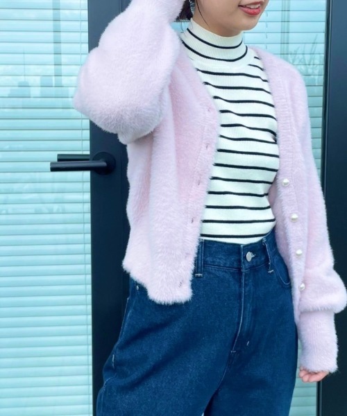 couture brooch(クチュールブローチ)の「◆【ほろ甘・ふわふわ】前後2WAYフェザーカーディガン(カーディガン/ボレロ・レディース・ブラウン系その他/サックスブルー/ライトグレー/ピンク/アイボリー/ブラウン系/ピンク系/ダークグレー・36/38/42)」の10枚目の写真