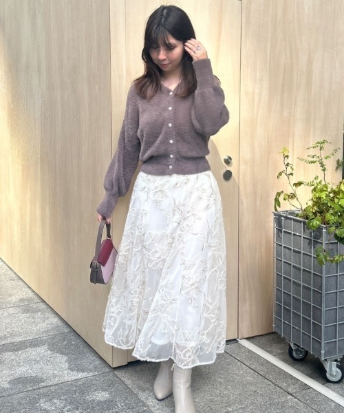 couture brooch(クチュールブローチ)の「◆【ほろ甘・ふわふわ】前後2WAYフェザーカーディガン(カーディガン/ボレロ・レディース・ブラウン系その他/サックスブルー/ライトグレー/ピンク/アイボリー/ブラウン系/ピンク系/ダークグレー・36/38/42)」の22枚目の写真