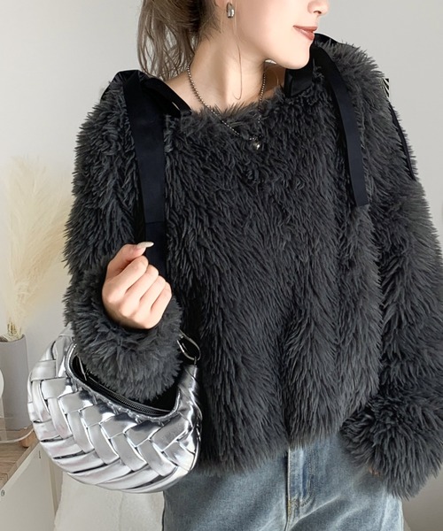 セール】【mily bilet】冬の華やかトップス。オフショル2WAY肩